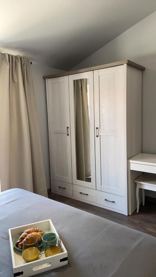 Apartmani Zuzic Пореч Экстерьер фото
