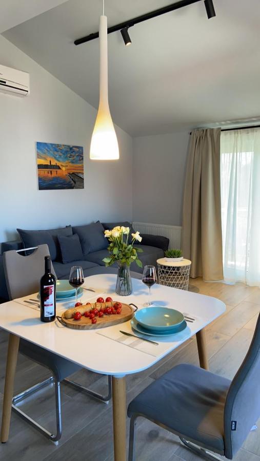 Apartmani Zuzic Пореч Экстерьер фото