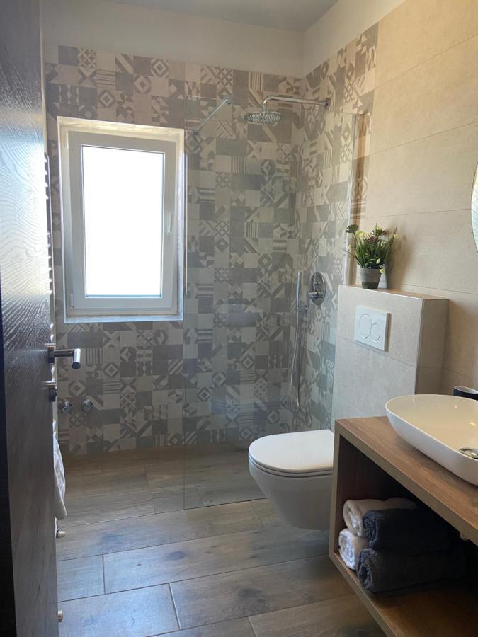 Apartmani Zuzic Пореч Экстерьер фото